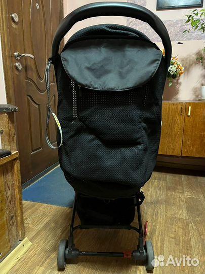 Прогулочная коляска maclaren atom