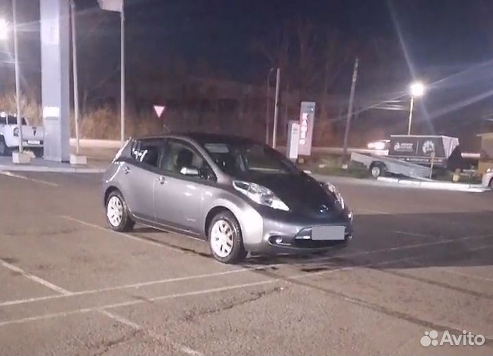 Nissan Leaf 109 л.с. AT, 2013, 133 000 км