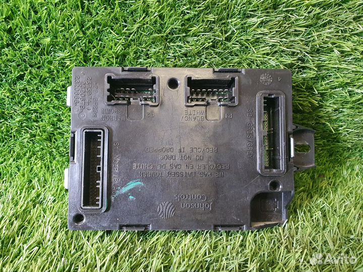 Блок комфорта Renault Sandero 2 K7MA812 1.5Л 2015