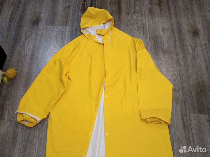 Плащ влагостойкий