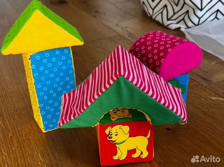 Игрушки книги и развивающие тетради