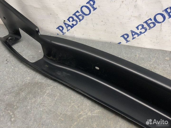 Водосток задний левый Bmw X6