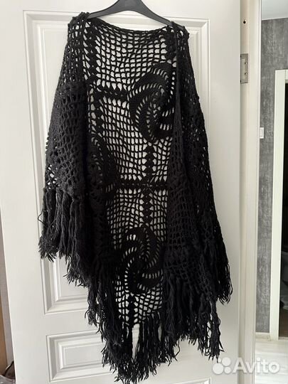Шаль вязаная