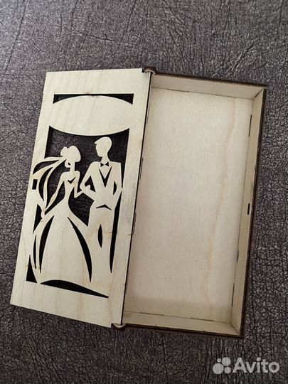 Коробка подарочная деревянная