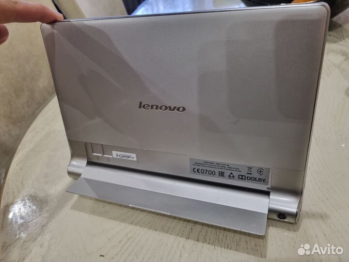 Планшет Lenovo Yoga Tablet 10