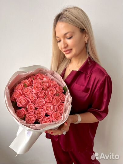 Цветы розы и букеты с доставкой