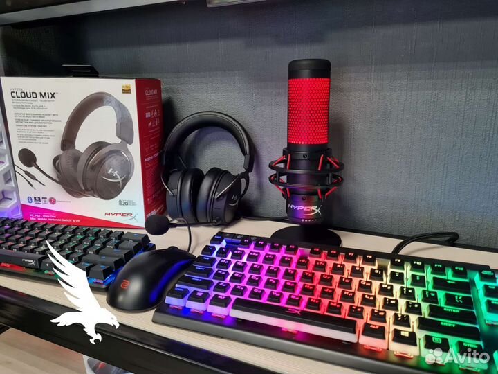 Микрофон HyperX Quadcast