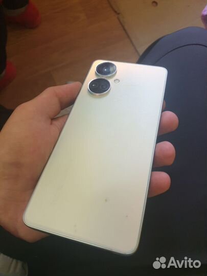 Телефон tecno camon 19