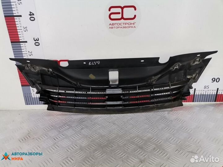 Решетка радиатора Renault Laguna 2 2002 8200390126