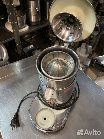 Соковыжемалка