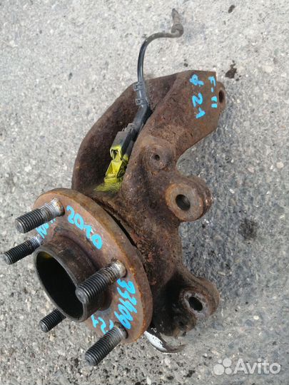 Ступица передняя правая Ford Focus 2 2010