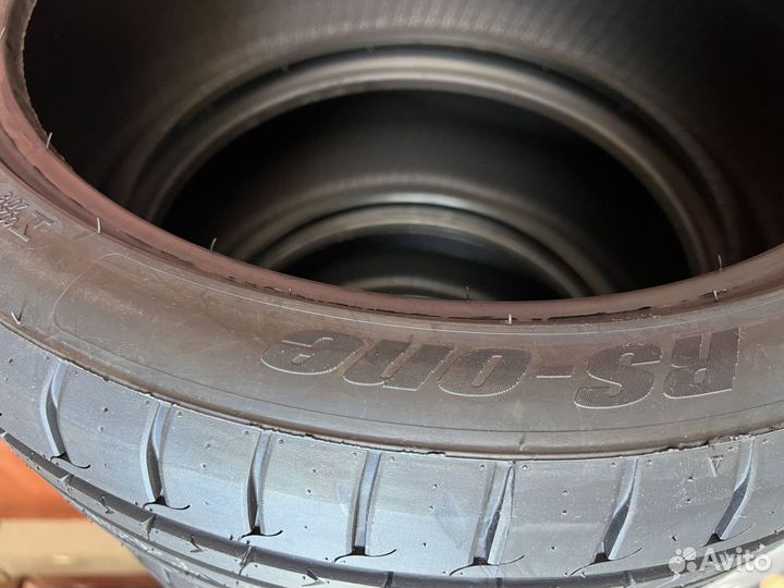 Sunwide RS-One 235/40 R19 121Y