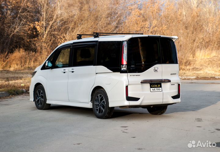 Аренда Микроавтобуса Honda Stepwgn (посуточно)