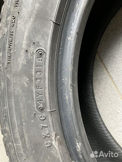 Nitto NT421Q 235/55 R18 104V