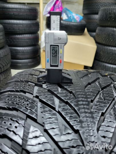 Nokian Tyres Hakkapeliitta R3 275/35 R19 100T