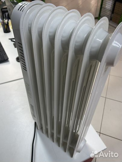 Масляный радиатор Scarlett SC 21.1507 S3