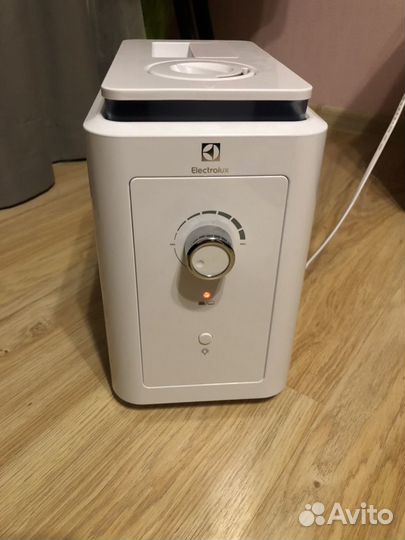 Увлажнитель воздуха Electrolux