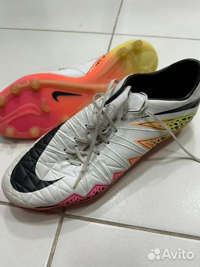 Профессиональные бутсы Nike, Mizuno, Adidas