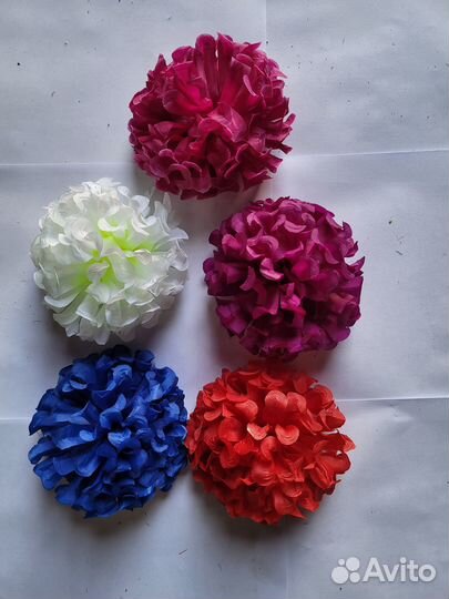 Искусственные цветы для венков