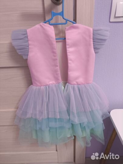 Платье праздничное