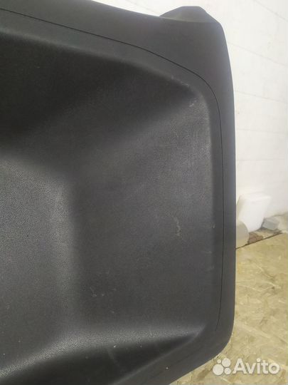 Обшивка двери багажника Ford EcoSport 2013