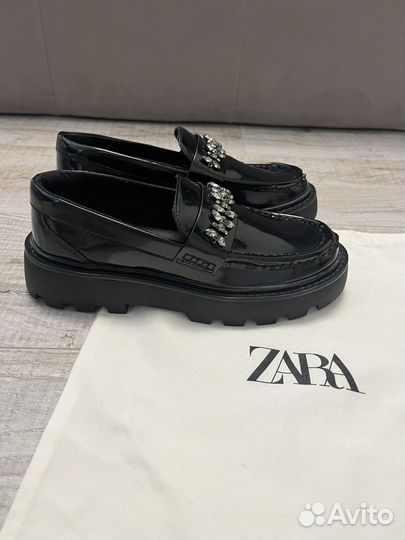 Кроссовки zara новые 37