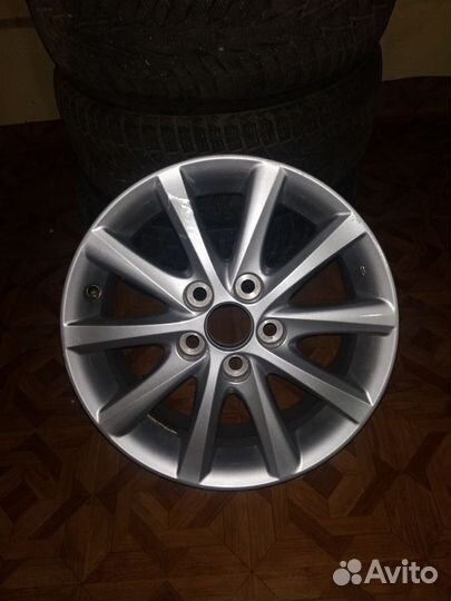 Диск от Камри