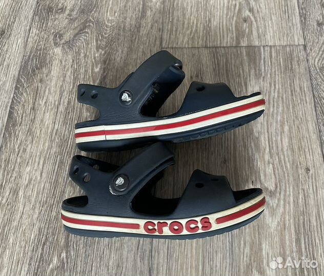 Сандалии crocs c9