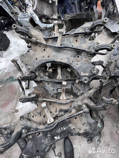 Передний подрамник Хендай Туксан 3