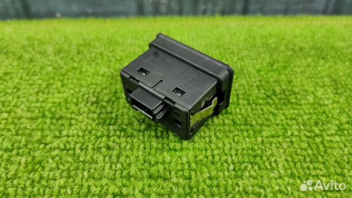 Кнопка стеклоподъемника Bmw 525I E39 touring M54