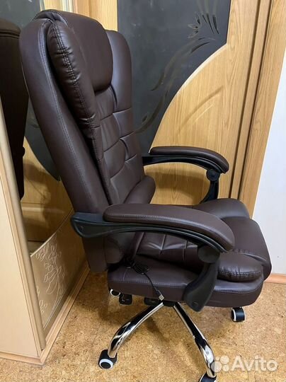 Компьютерное офисное кресло с массажем (новые)