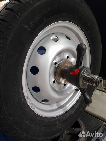 Continental Conti4x4WinterContact 215/65 R16 19B