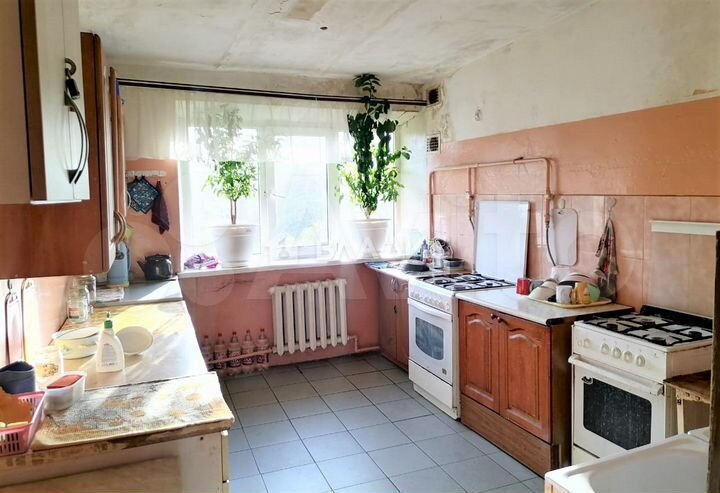 Комната 27,3 м² в > 9-к., 4/4 эт.