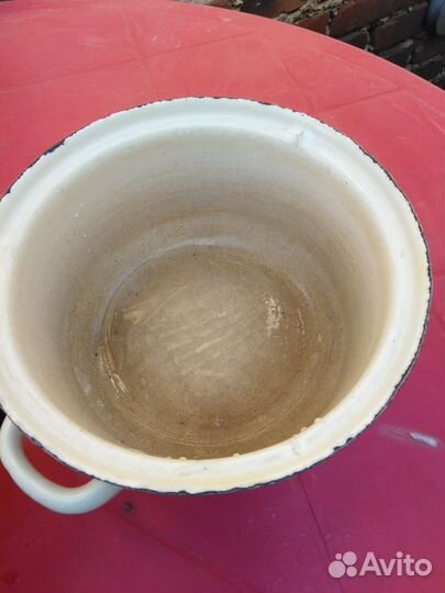 Сковорода, и набор кастрюль