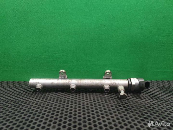 Топливная рампа Audi Q7 4L 2009