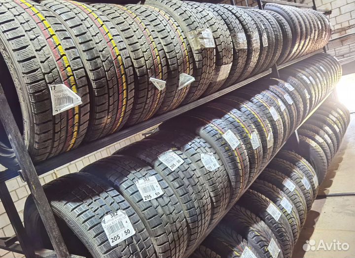 Bridgestone Potenza S001 245/35 R19