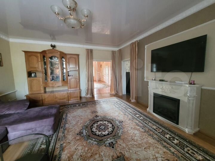 Коттедж 188,5 м² на участке 16,7 сот.