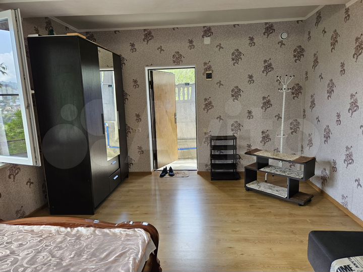 1-к. квартира, 40 м², 1/2 эт.