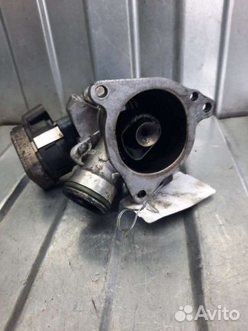 Дроссельная заслонка Mercedes C W203 2.2 2005