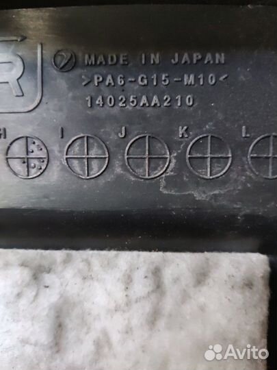 Крышка на двигатель декоративная Subaru Legacy BP5