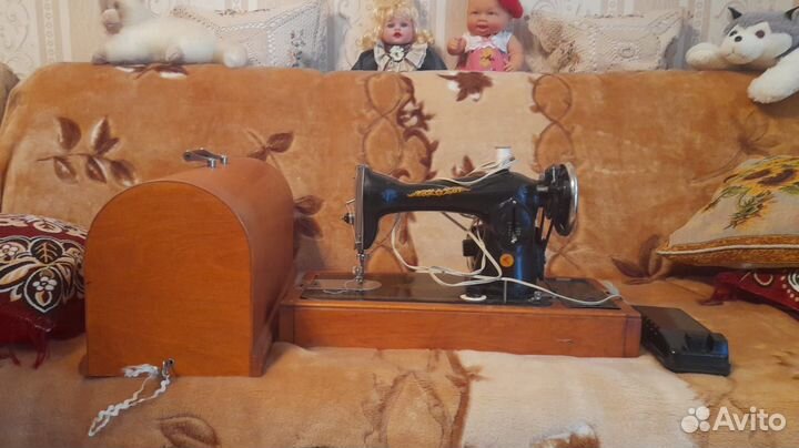 Швейная машина Подольск ножная