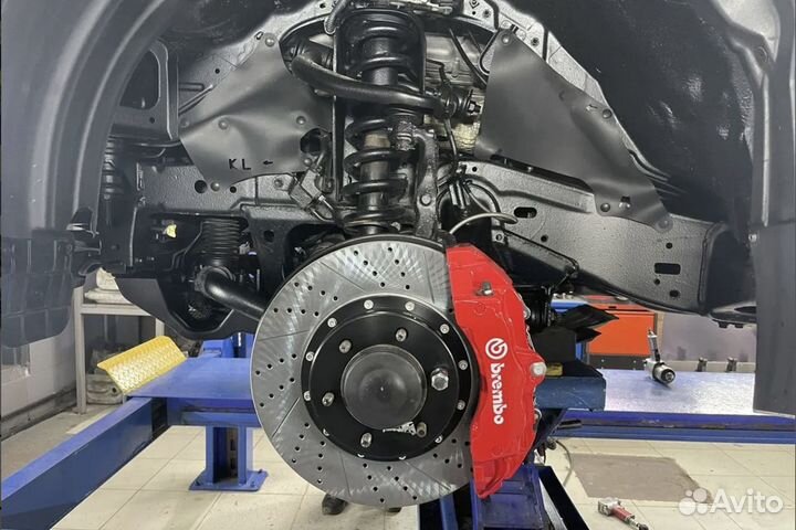 Тормозная система brembo для Toyota LC200/LX570