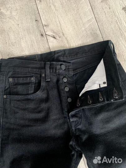Джинсы Levis 501