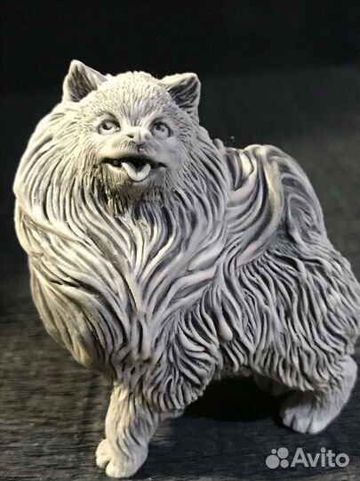 Шпиц фигурка из мраморной крошки