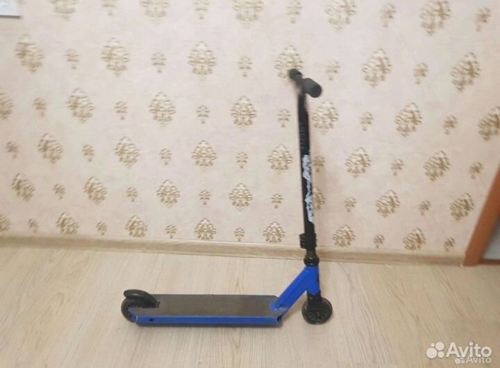 Трюковой самокат