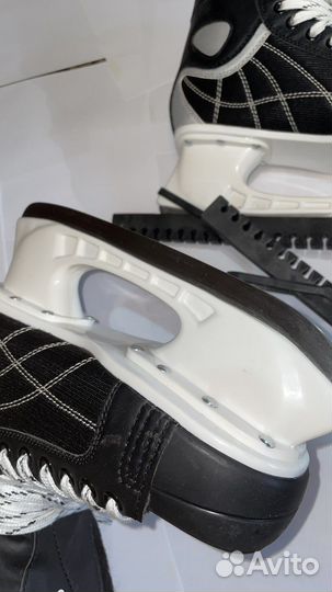Коньки хоккейные