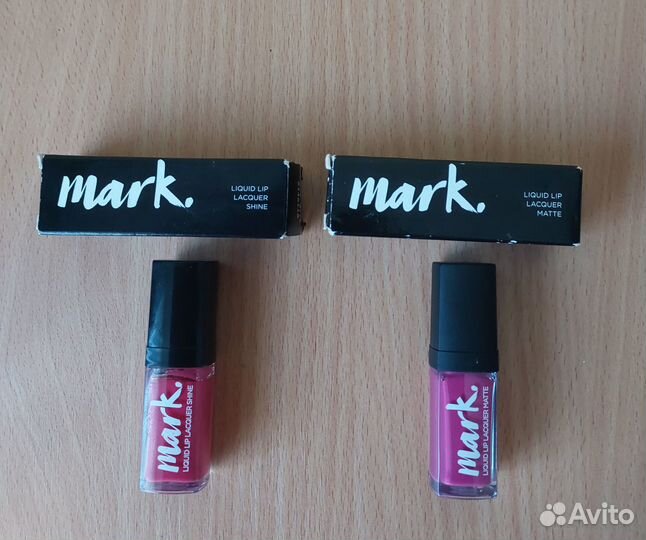 Помада Avon Mark