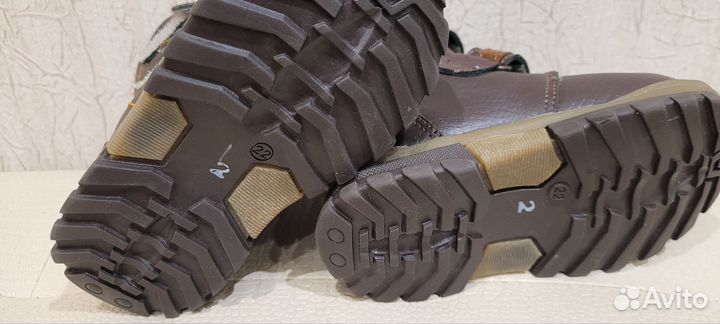 Ботинки зимние для мальчика 22