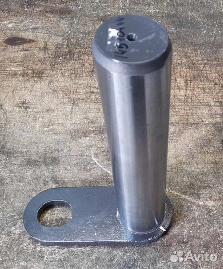 Палец 14510444 оригинал Volvo