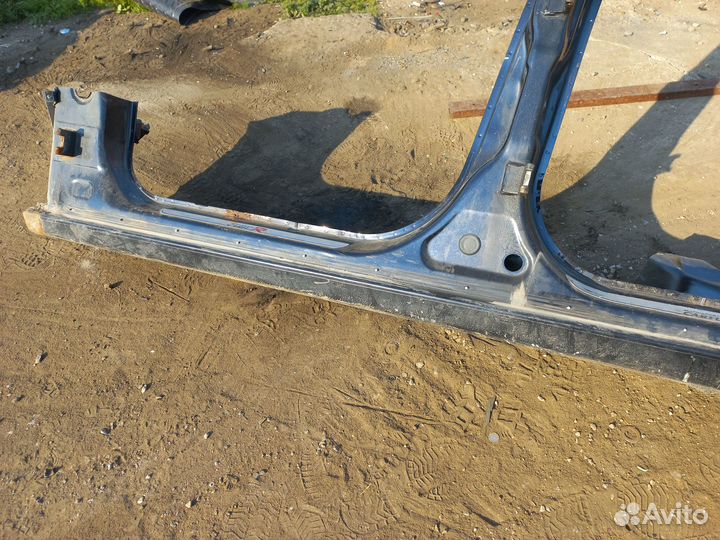 Порог левый Opel Astra H Опель Астра Универсал